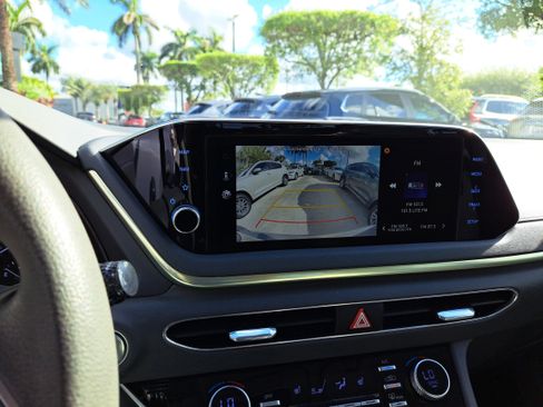 Used 2023 Hyundai Sonata SEL image 15