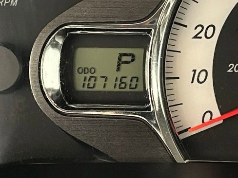 Used 2013 Toyota Sienna SE image 26