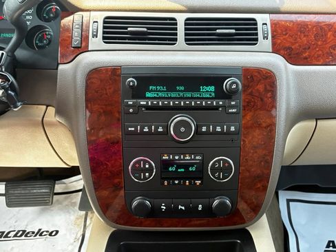 Used 2013 Chevrolet Silverado 2500 LTZ w/ LTZ Plus Package RWD image 22