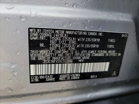 Used 2025 Toyota RAV4 XLE Premium FWD image 26