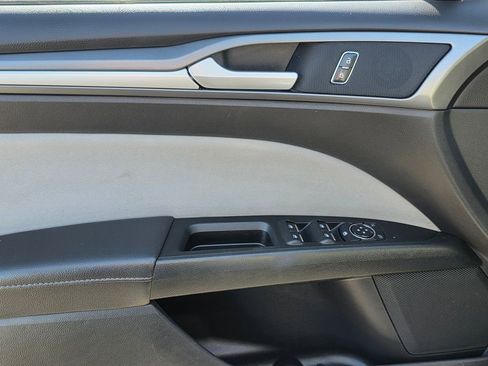 Used 2016 Ford Fusion S w/ Equipment Group 101A image 12