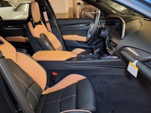 New 2026 Cadillac CT5 V Blackwing w/ Precision Package image 6