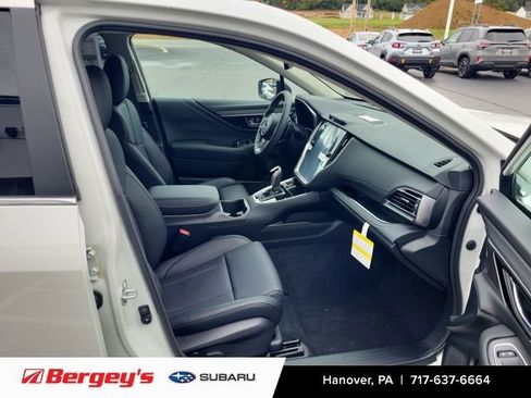 New 2025 Subaru Outback Limited image 14