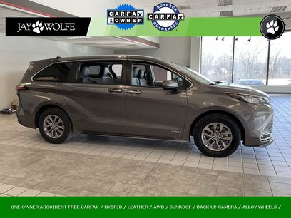 Used 2021 Toyota Sienna XLE