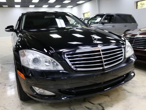 Used 2008 Mercedes-Benz S 550 4MATIC image 4