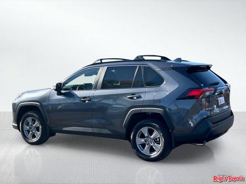Certified 2023 Toyota RAV4 XLE AWD/4WD image 5