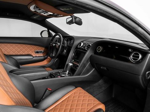 Used 2016 Bentley Continental GT V8 S image 25