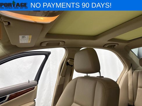Used 2011 Mercedes-Benz C 300 4MATIC Sedan image 19