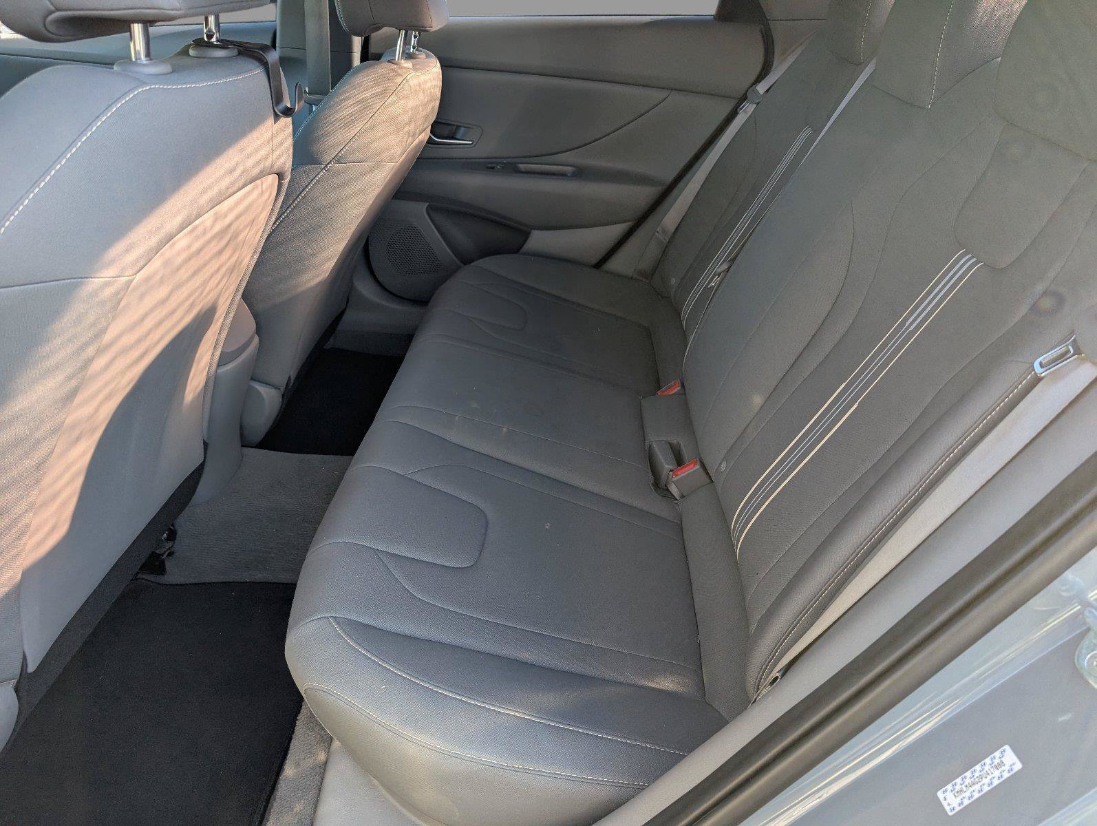 Used 2023 Hyundai Elantra SEL FWD image 34