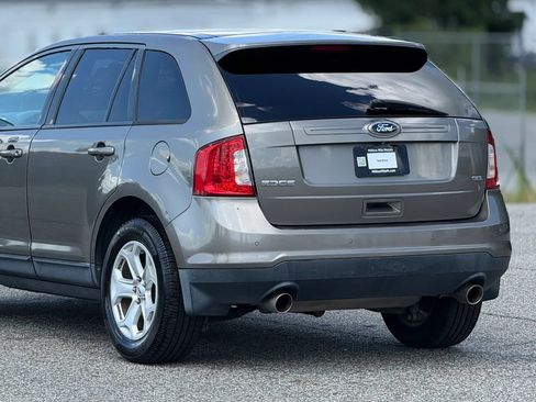 Used 2013 Ford Edge SEL FWD image 16