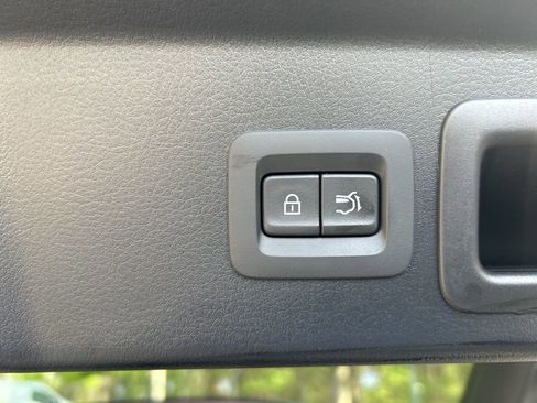 Used 2025 MAZDA CX-30 2.5 Turbo w/ Premium Plus Pkg image 32