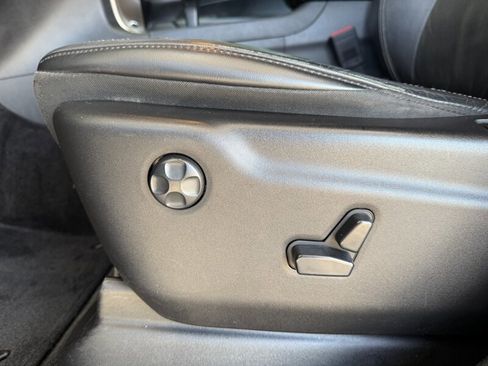 Used 2015 Jeep Grand Cherokee Limited image 18