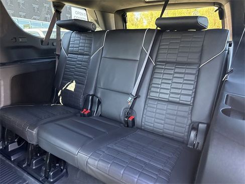 Certified 2025 Cadillac Escalade ESV Premium Luxury Platinum w/ LPO, Floor Liner Package image 20