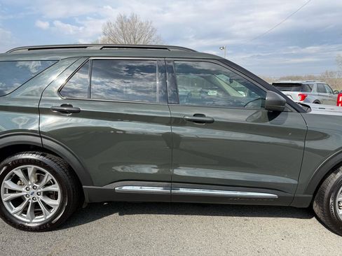 Used 2023 Ford Explorer XLT w/ Equipment Group 202A image 42
