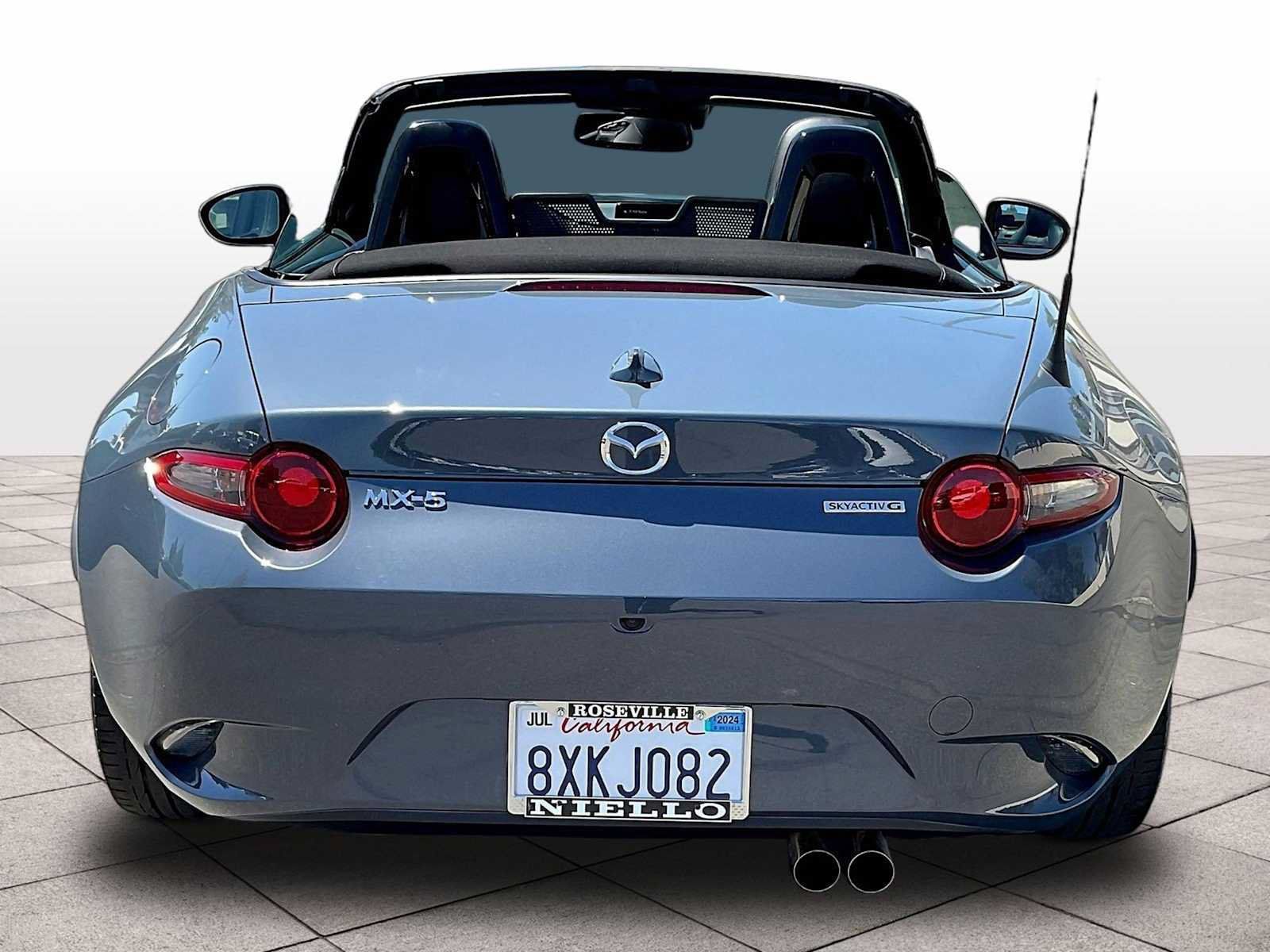 Used 2021 MAZDA MX-5 Miata Grand Touring RWD image 7