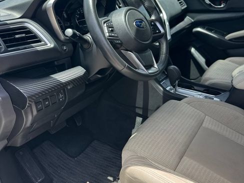 Used 2025 Subaru Ascent Premium AWD/4WD image 3