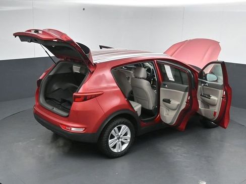 Used 2017 Kia Sportage LX w/ LX Popular Package image 55