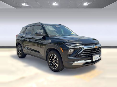 Certified 2024 Chevrolet TrailBlazer LT w/ Driver Confidence Package FWD image 7
