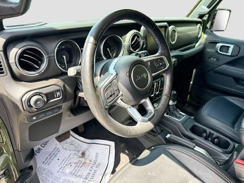 Used 2023 Jeep Wrangler Unlimited Sahara w/ Cold Weather Group AWD/4WD image 10