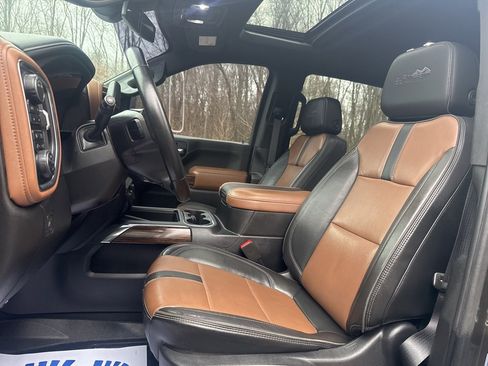 Used 2023 Chevrolet Silverado 3500 High Country w/ Safety Package II image 17