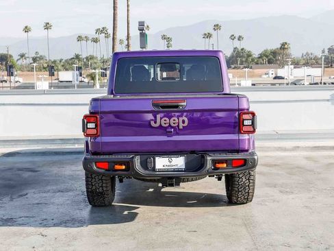 New 2026 Jeep Gladiator Mojave image 7