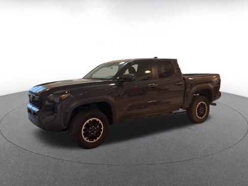 Used 2025 Toyota Tacoma TRD Off-Road image 8