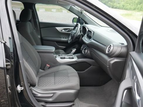 Used 2020 Chevrolet Blazer L FWD image 25