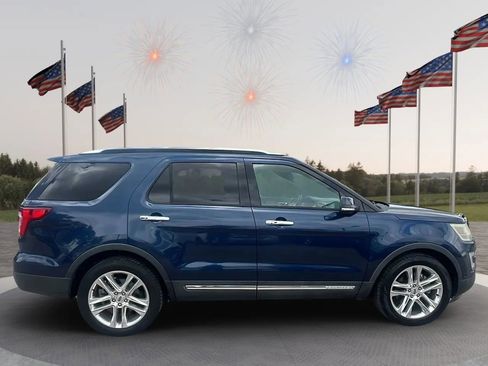 Used 2016 Ford Explorer Limited w/ Equipment Group 301A FWD image 8