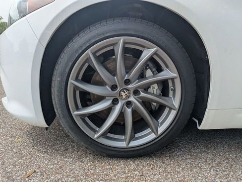 New 2025 Alfa Romeo Giulia AWD image 10