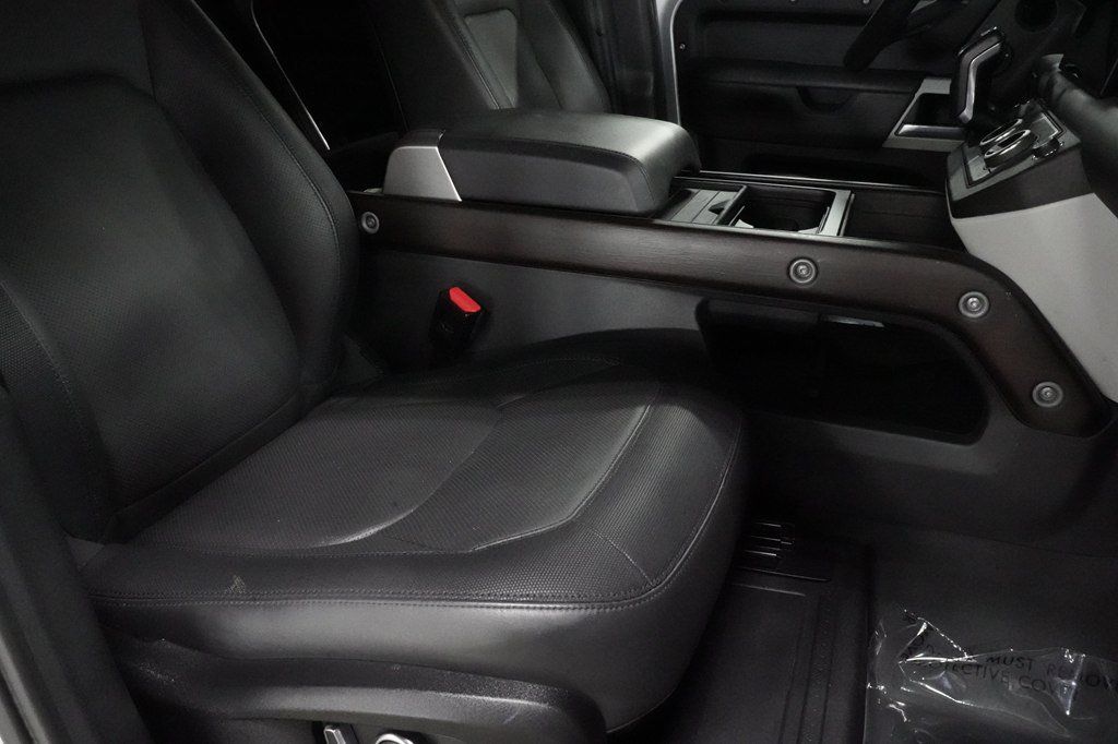 Used 2023 Land Rover Defender 130 X-Dynamic SE AWD/4WD image 40