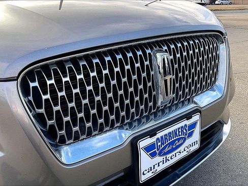 Used 2021 Lincoln Corsair AWD w/ Equipment Group 101A image 30