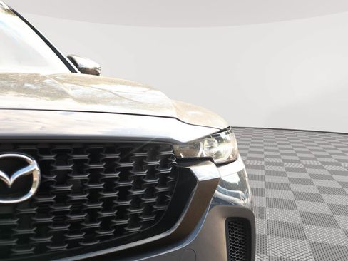 Used 2025 MAZDA CX-50 AWD 2.5 S w/ Preferred Package image 10