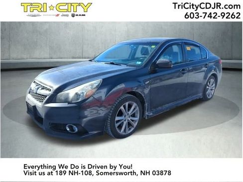 Used 2013 Subaru Legacy 2.5i Limited image 2