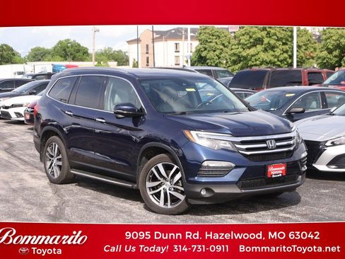 Used 2016 Honda Pilot Touring image 1