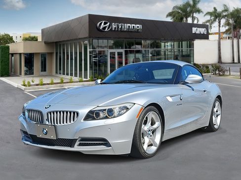Used 2011 BMW Z4 sDrive35i image 7