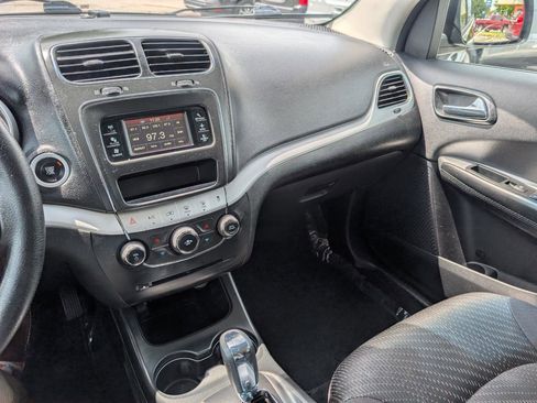 Used 2014 Dodge Journey SXT AWD/4WD image 20