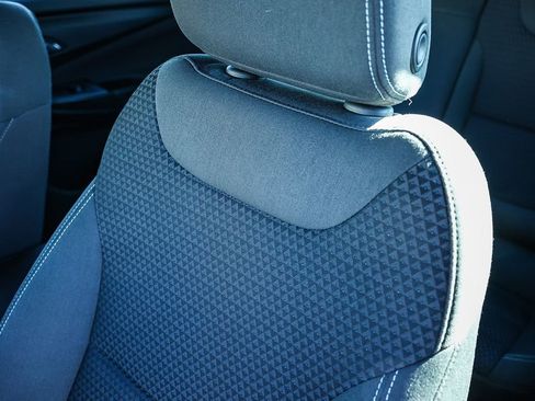 Used 2023 Chevrolet Bolt EUV LT w/ Driver Confidence Package image 35