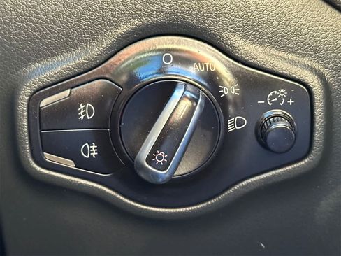 Used 2013 Audi Q5 3.0T Premium Plus image 23