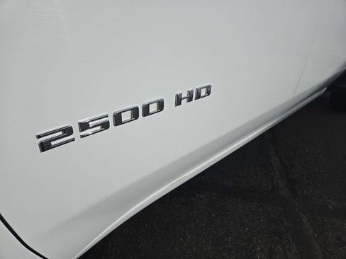 Used 2024 Chevrolet Silverado 2500 LTZ w/ LTZ Convenience Package AWD/4WD image 38
