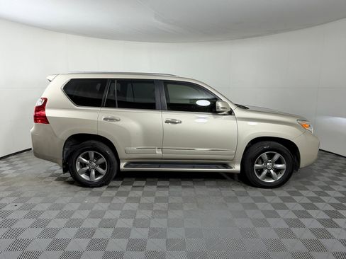 Used 2013 Lexus GX 460 Premium AWD/4WD image 8