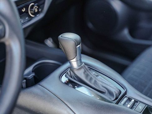 Used 2023 Honda HR-V LX image 16