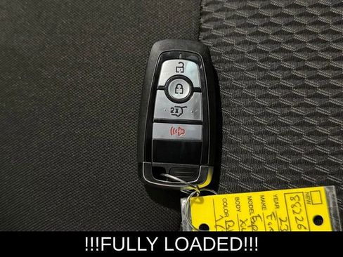 Used 2023 Ford Explorer XLT w/ Class IV Trailer Tow Package AWD/4WD image 32