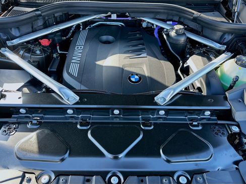 New 2026 BMW X5 sDrive40i w/ Premium Package image 25