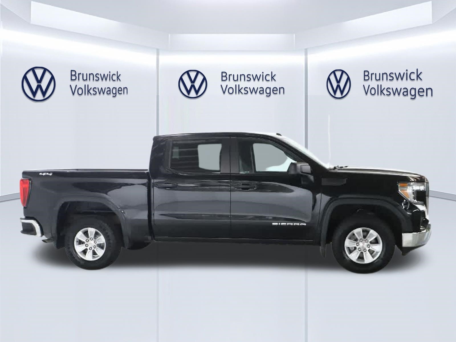 Used 2019 GMC Sierra 1500 4x4 Crew Cab w/ Convenience Package image 11