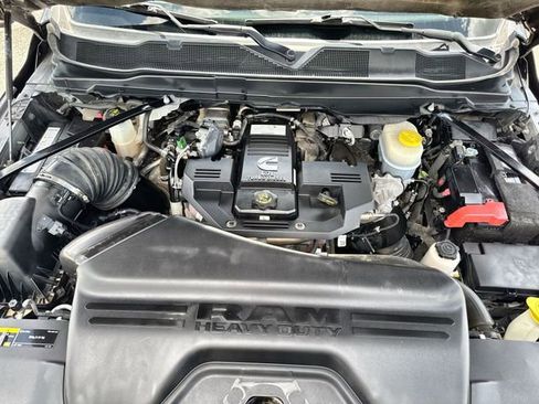 Used 2024 RAM 2500 Laramie w/ Off Road Package AWD/4WD image 25