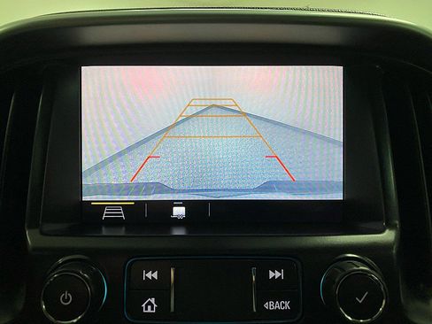 Used 2020 Chevrolet Colorado LT w/ Colorado RST Special Edition image 19