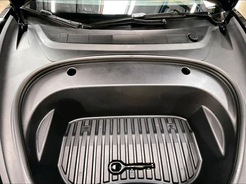 Used 2022 Tesla Model 3 image 13