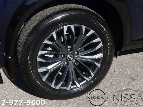 New 2026 Nissan Rogue Platinum image 7