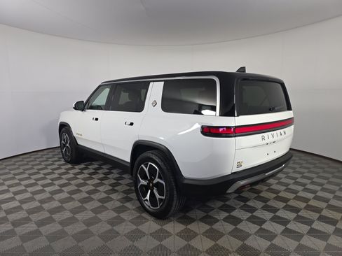 Used 2023 Rivian R1S Adventure AWD/4WD image 3