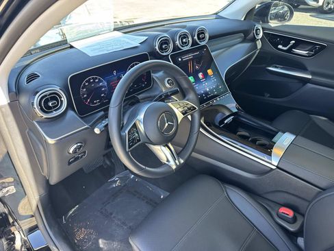 Certified 2025 Mercedes-Benz GLC 300 4MATIC image 31